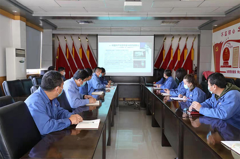 星火機(jī)床公司認(rèn)真學(xué)習(xí)貫徹黨的十九屆六中全會(huì)精神