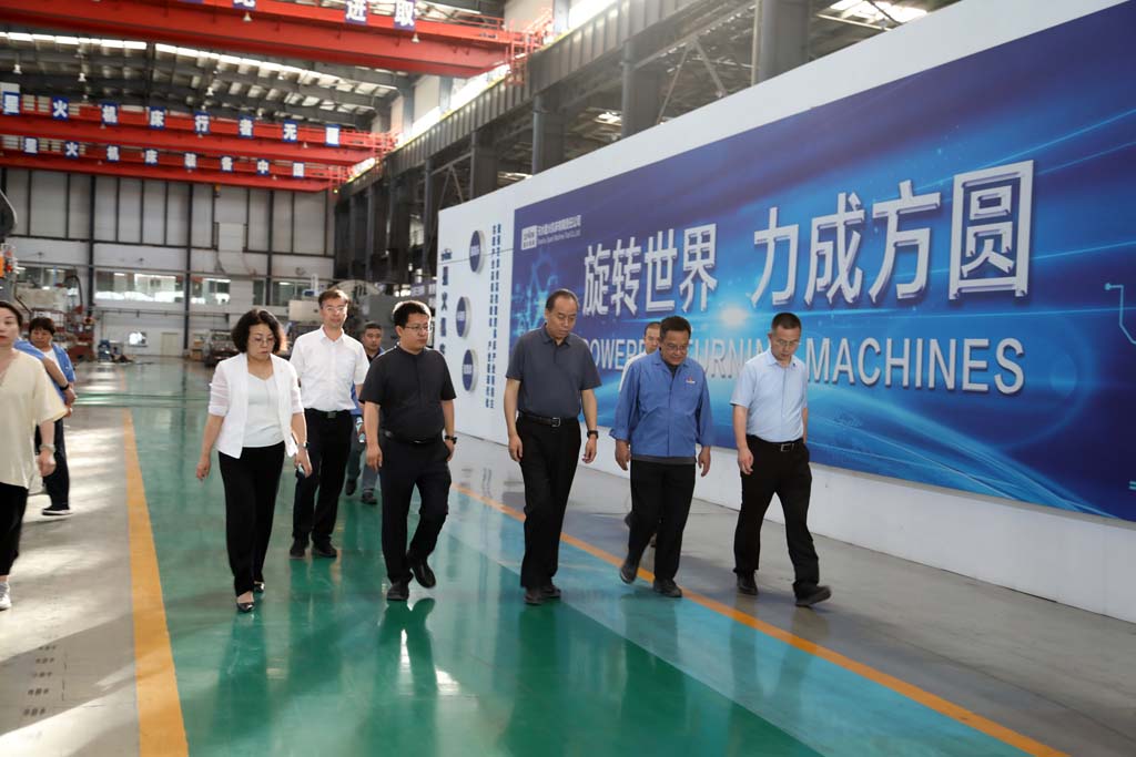 省財政廳領(lǐng)導(dǎo)一行來星火公司調(diào)研