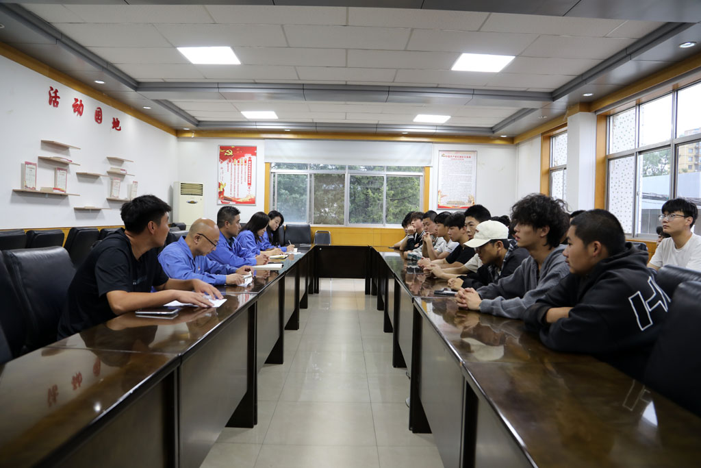 校企攜手育人才 實(shí)踐賦能助成長——北方技工學(xué)校20名學(xué)子來星火數(shù)控公司開啟實(shí)習(xí)之旅